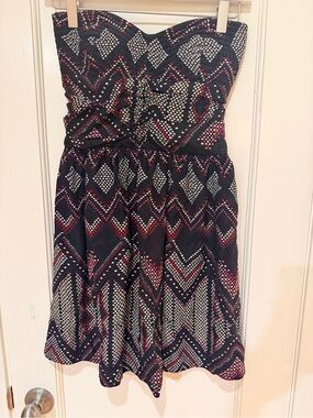 Parker 100% Silk Black Strapless Polka Dot Chevron Dress with Pink Accents